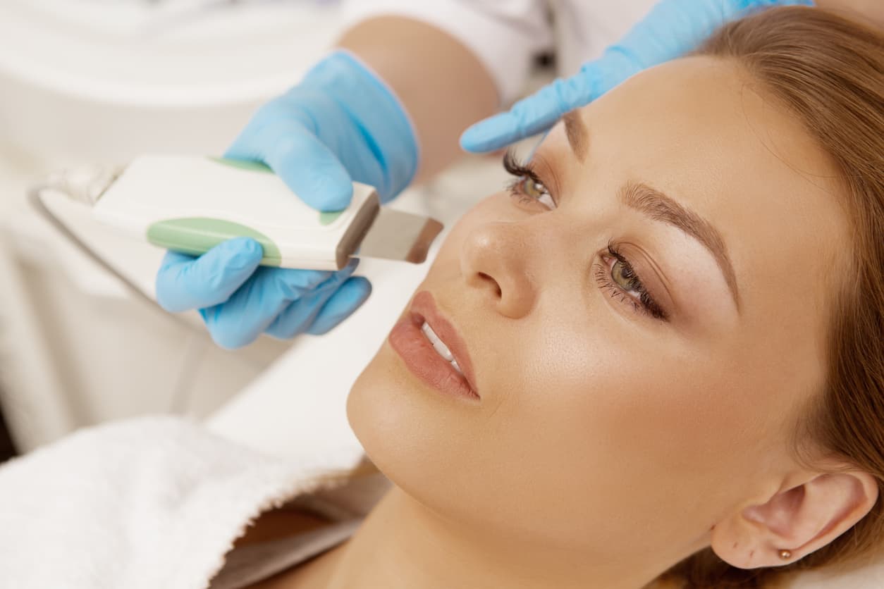 Regenerative Aesthetic Training in London & Surrey: From PRP to Advanced Therapies